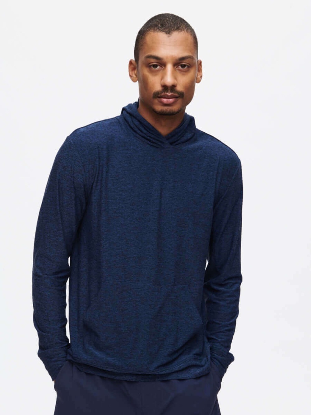 Outdoor Voices Men’s CloudKnit Hoodie in Navy | Size M